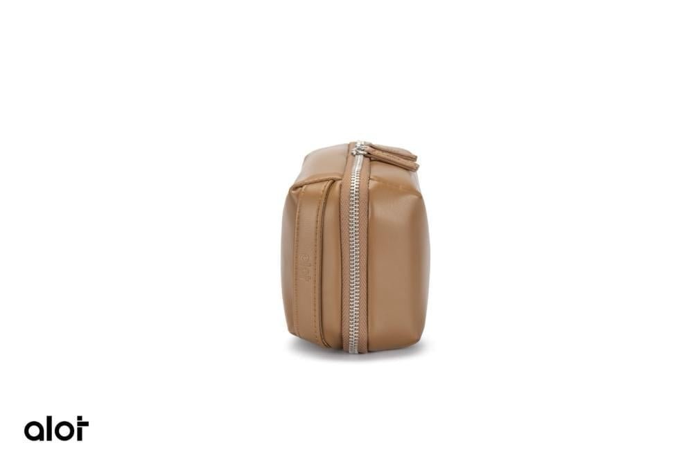 حقيبة ألوت Premium Leather Handbag من الجلد الفاخر متعددة الجيوب – سعة 1 لتر – بني 2